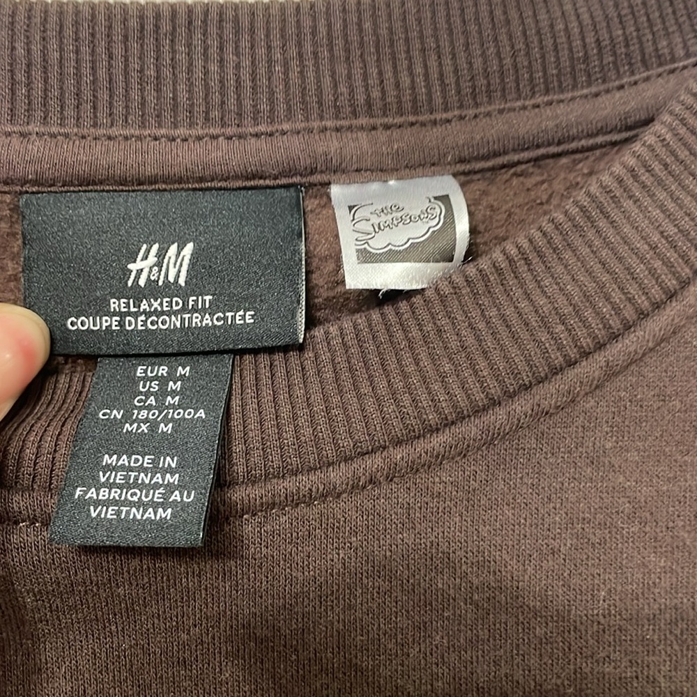 H &M The Simpson LOOSE FIT SWEATSHIRT size M - Picture 4 of 5
